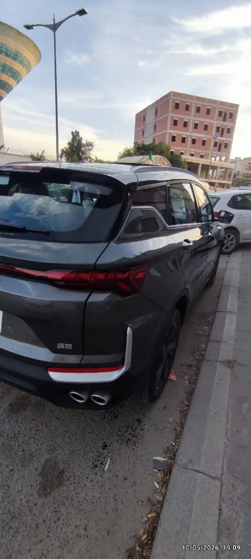 Geely Coolray 2025 