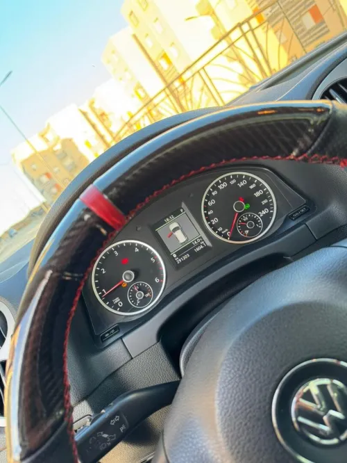 Volkswagen Tiguan 2014 cup