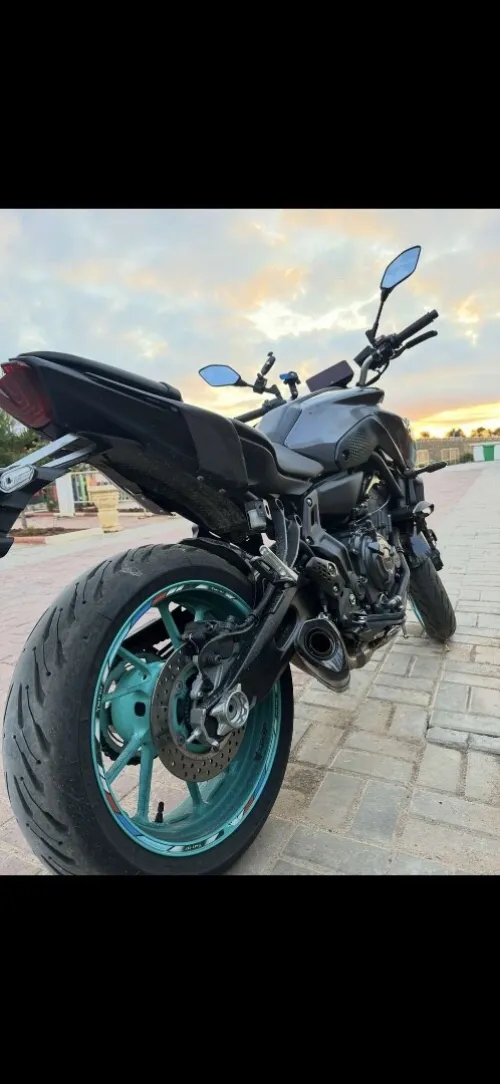 YAMAHA Mt07 2024