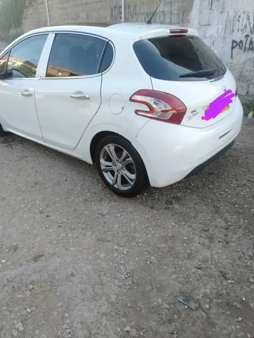 Peugeot 208 2014 208