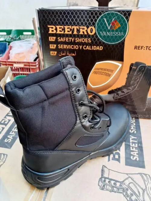 Chaussure de sécurité fabriqué du cuir solide et de haute qualité pointure BEETRO TC0207