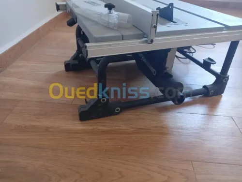 SCIE A TABLE 210d 1500W