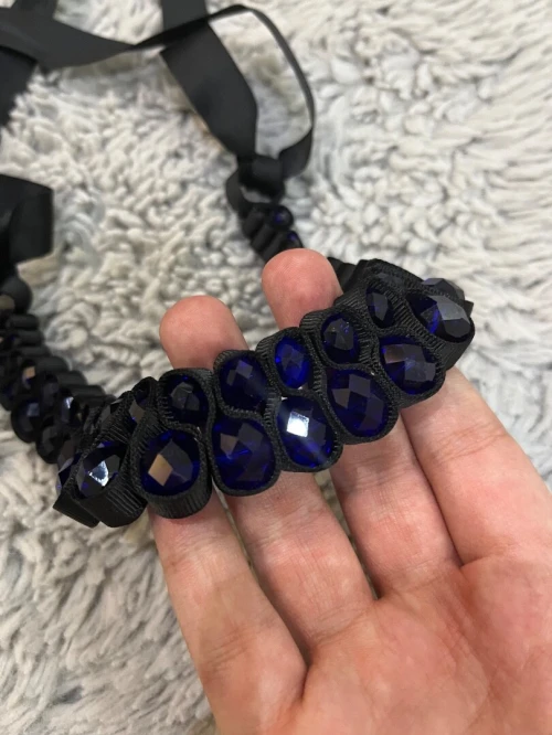 COLLIER SIGNATURE EN VELOURS ET PIERRE
