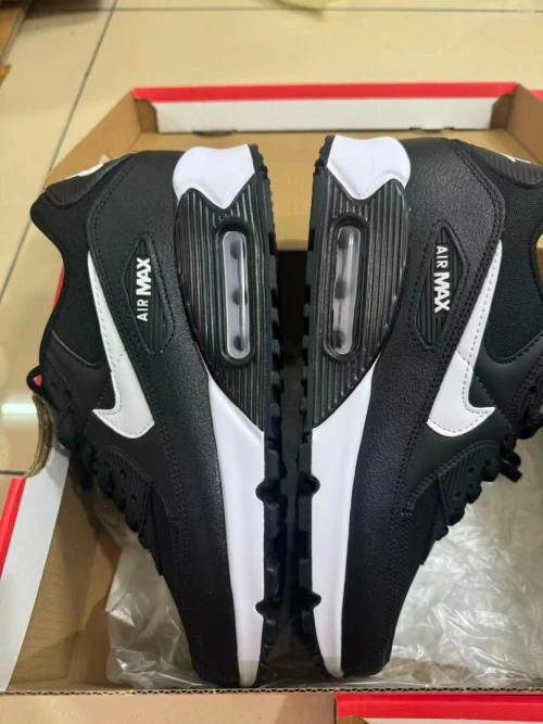Nike Shox/Nike air max 90/Nike Air Max 95/Nike Air Max DN