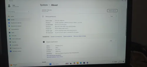 Dell Precision 3520, écran 15,6", CPU i7-6820HQ,GPU Quadro M620  256 SSD RAM 16GB