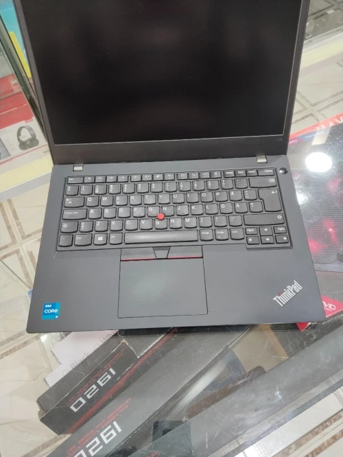 Lenovo Thinkpad L14 gen 2 i5 11eme génération ram 8Go SSD 256Go état 10/10