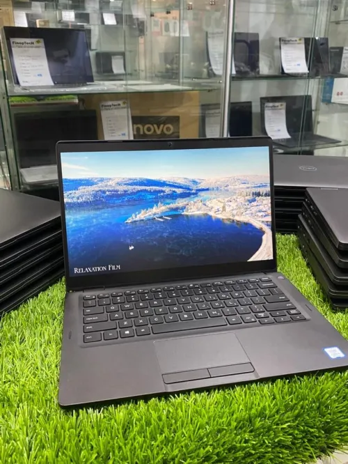 Dell latitude 5300 Tactile 2in1  i5 8eme génération 8/256Go SSD