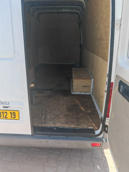 Mercedes 413 2012