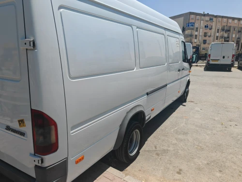 Mercedes 413 2012