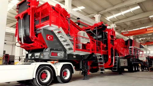 CONCASSEUR MOBILE PNEU BORATAS DISPONIBLE USINE TURQUIE متوفر بالمصنع كسارة متحركة على عجلات بوراتاش