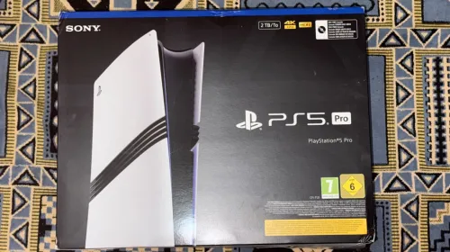 PlayStation 5 Pro 2 To sous emballage