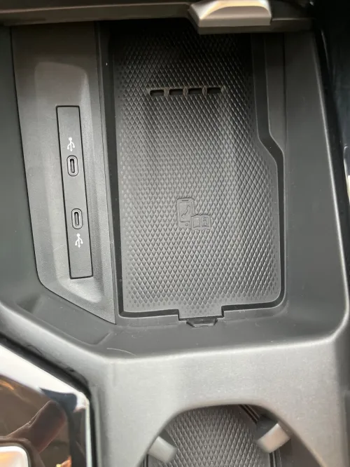 Volkswagen Passat 2025 Pro full options