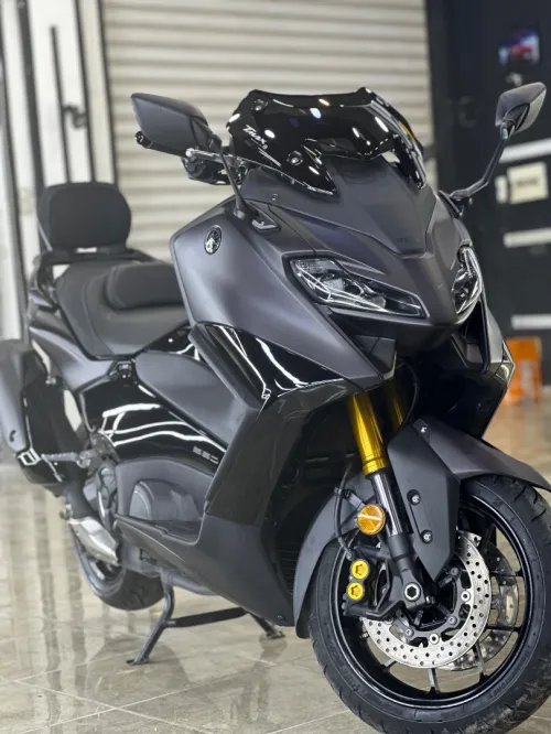 Yamaha Tmax 2024