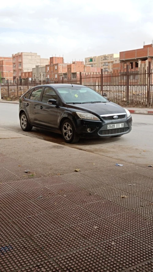 Ford Focus 4 portes 2011 Focus 4 portes