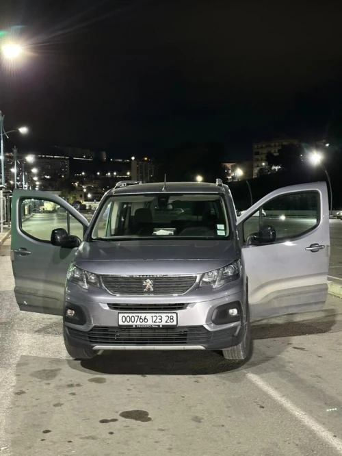 Peugeot Rifter 2023 