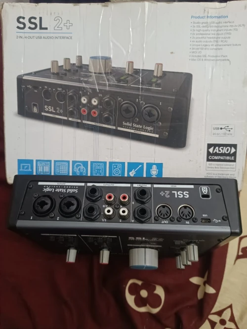 SSL 2  Audio Interface أصلية للبيع حالة ممتازة