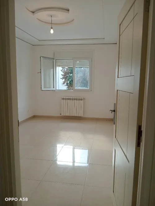 Location Appartement Niveau de villa F5 Alger Dely brahim