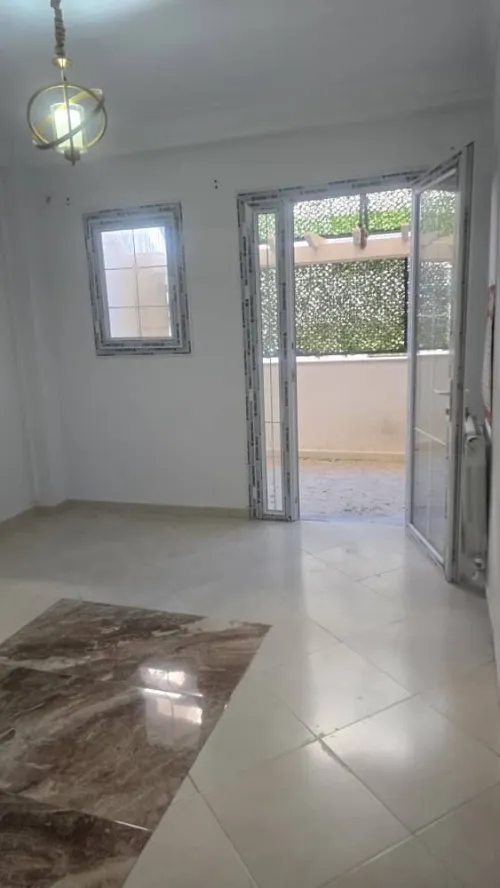 Location Appartement Niveau de villa F5 Alger Dely brahim
