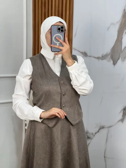 ensemble vintage tres original jupe cloche et gilet avec doublure