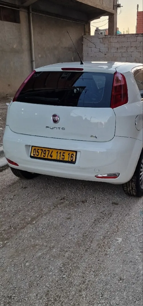 Fiat Punto 2015 Grand punto