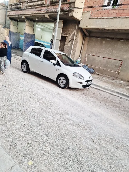 Fiat Punto 2015 Grand punto
