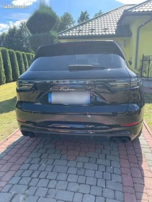 Location Porsche Cayenne hybride uniquement CHAUFFEUR