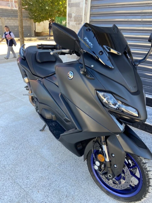 Yamaha Tmax 2022
