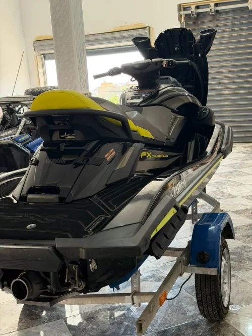 Jet ski 2023