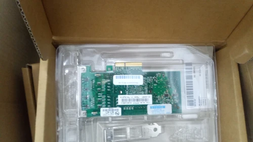Carte satellite IBM double réseau