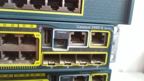 Switch gigabit Cisco