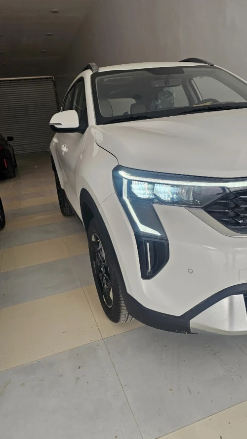 Kia Sonet  2025 Debai