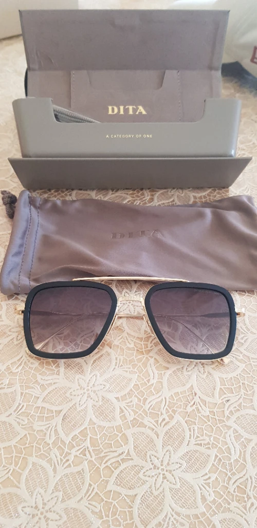 Lunettes de soleil DITA neuves "Luxe authentique", origine France