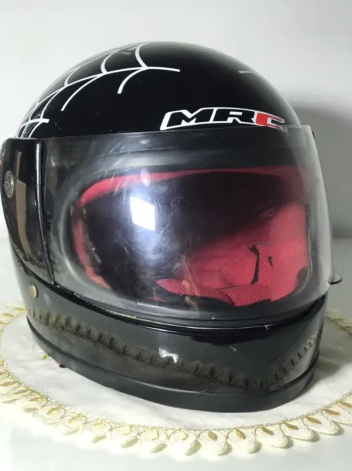 Casque moto pour enfant spiderman couleur noir 