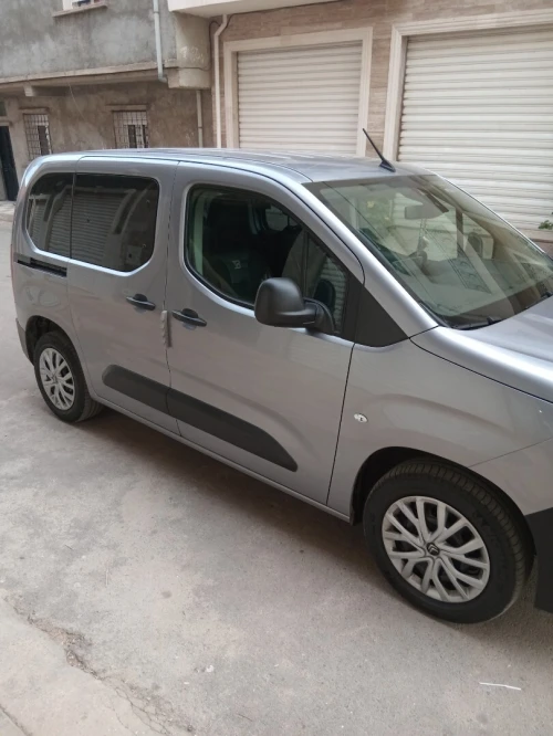 Citroen Berlingo 2023 Normal