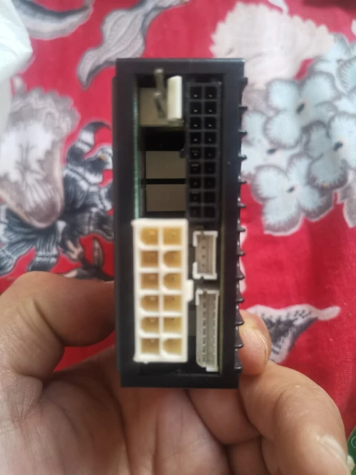 contrôleur électronique programmable Danfoss de type MCX06C 080G0066