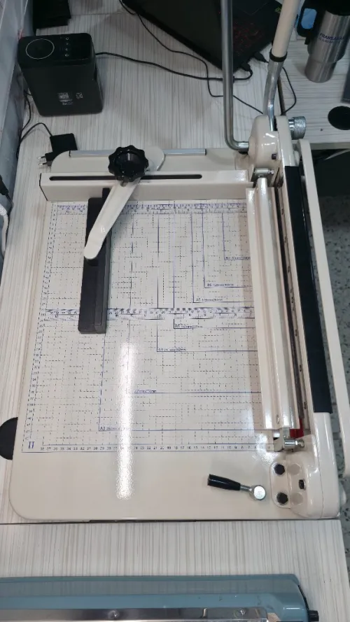 Massicot A3 400feuilles BW868