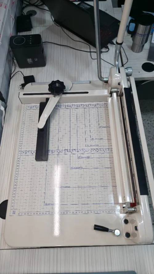 Massicot A3 400feuilles BW868