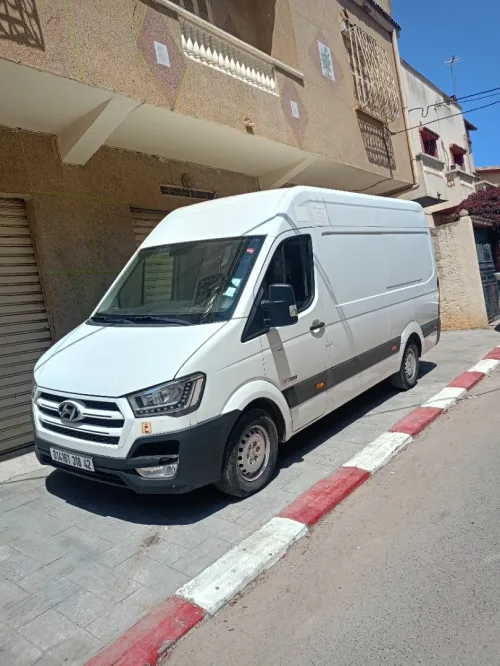 Hyundai H350 2018