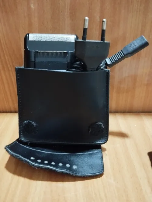 Rasoir électrique Braun Vintage modèle 5424 (1980)  Made in Germany