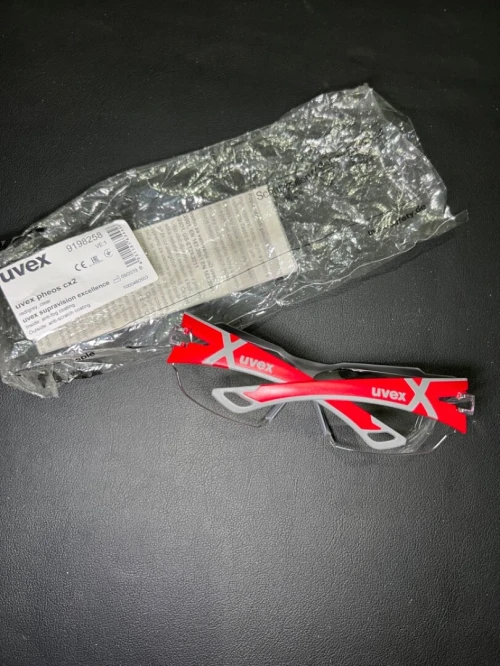 Lunette de sécurité UVEX