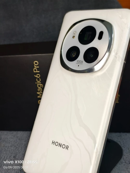 Honor Magic 6 pro