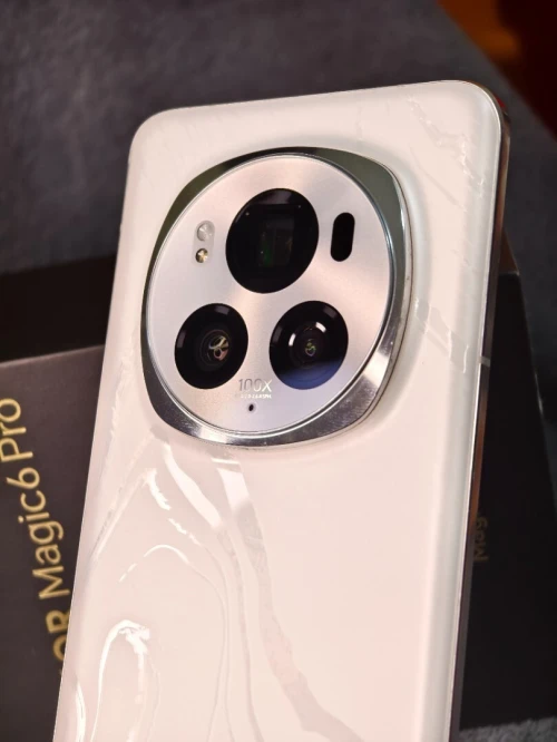 Honor Magic 6 pro