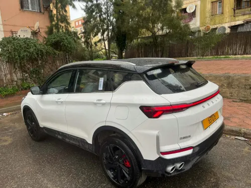 Geely Coolray 2025 Latout