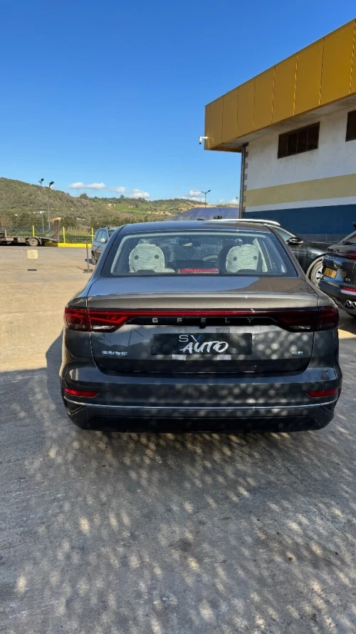 Geely Emgrand 2025 premium