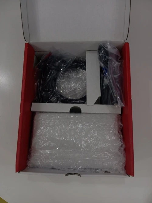 Nintendo Switch OLED 64GB White (  Avec tous les accessoires )