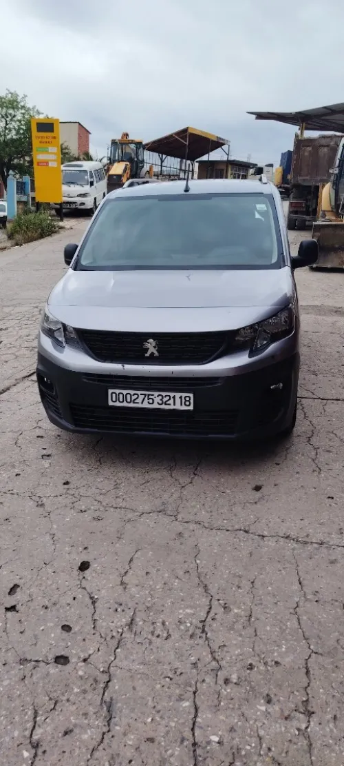 Peugeot Partner 2021 Fennec