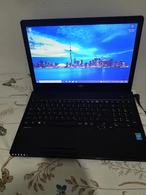 Pc portable Fujitsu Siemens core i3