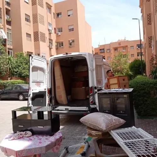 Déménagement professionnel avec équipe qualifiée""خدمة نقل وترحيل عالية الجودة إلى جميع الولايات