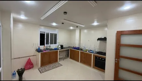 Location Appartement Niveau de villa F4 Alger Birkhadem