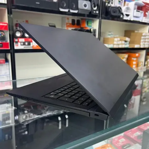 PC I7 8EM 1000 HDD 8 RAM